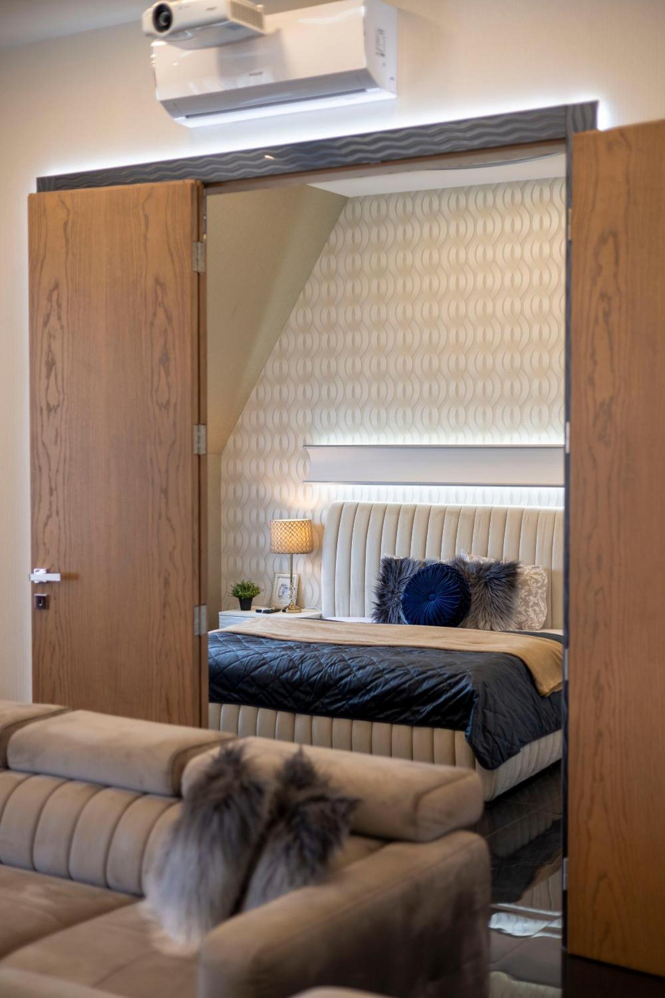 Luxury Royal Central Apartment By Prestige Homes Budapesta Exterior foto